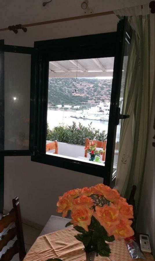 Nikolettas Φάρος